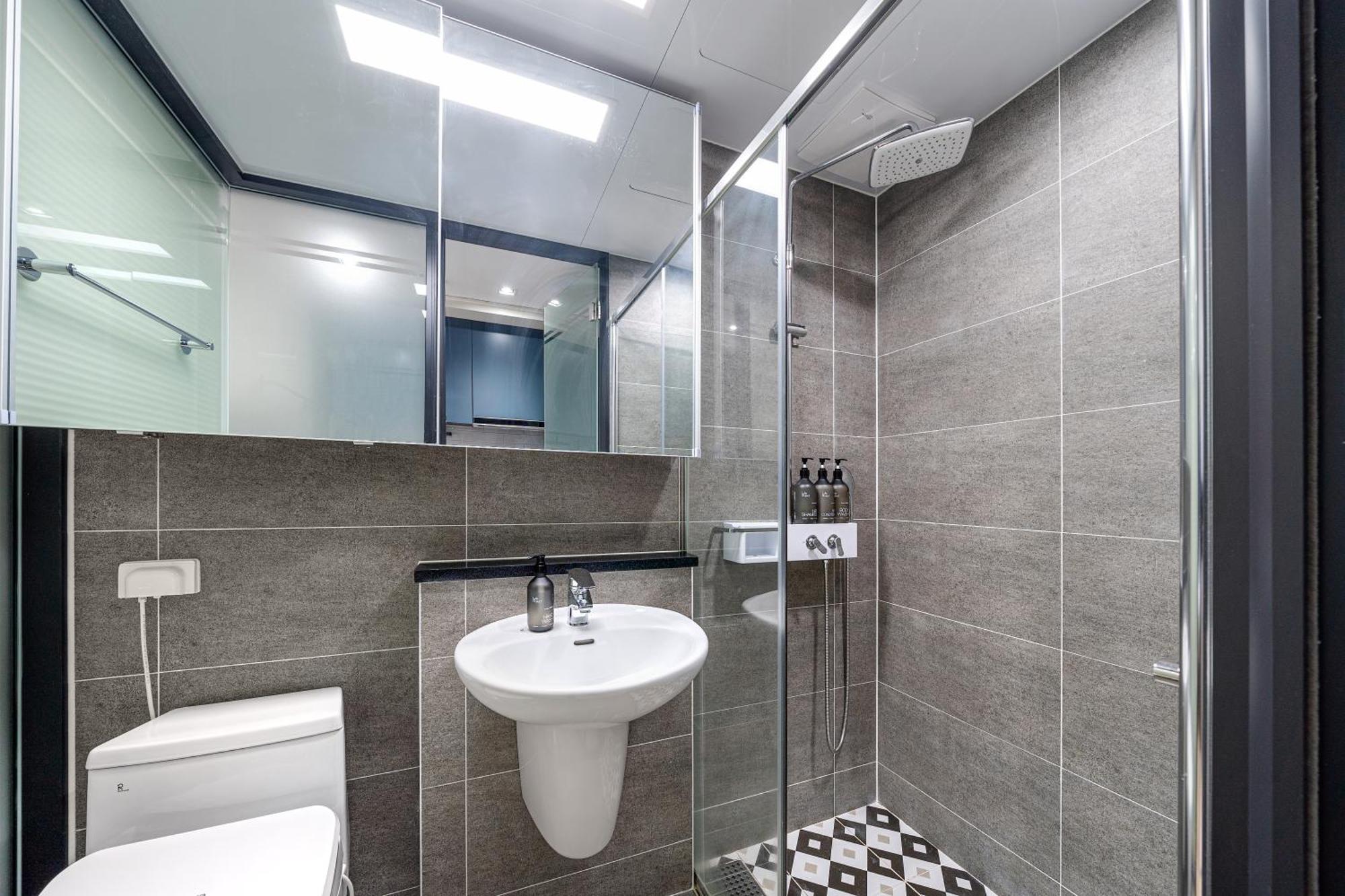 Urbanstay Sokcho Beach Ab Ngoại thất bức ảnh